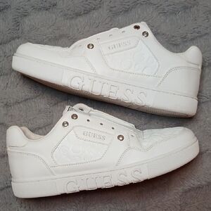GUESS Los Angeles Embossed White Sneakers Women's Size 9